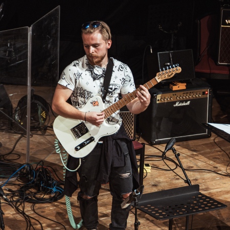 IJ2A0082 Enhanced NR