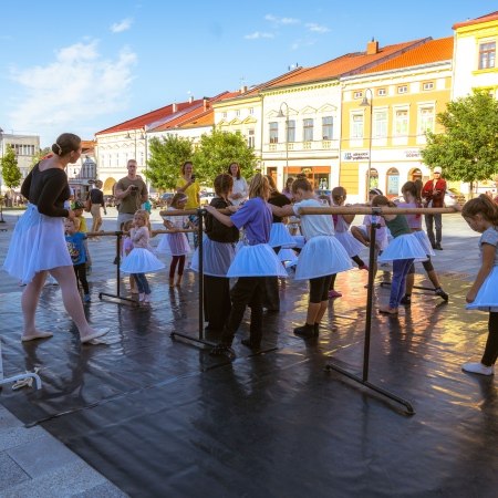 HOLEKTIV 11 09 24 8197