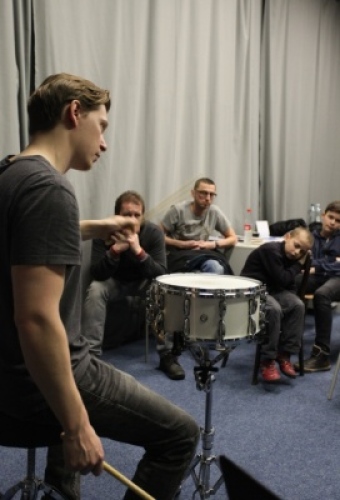 V ZUŠ proběhl bubenický workshop