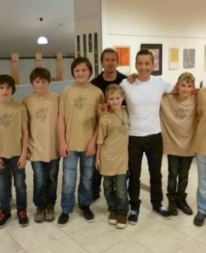Žáci hry na bicí nástroje na PERCUSSION SHOW - VIDEO 